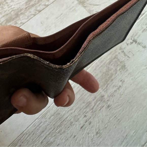 Louis Vuitton Monogram Canvas vintage wallet. Pre-loved purchased on Real Real - Picture 16 of 16